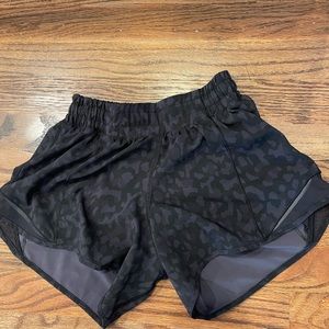 Lululemon shorts 4”  size 2 black leopard print rare